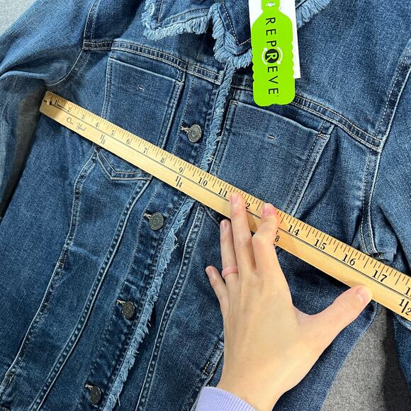 Susan Graver Stretch Denim Button-Front Size XX-Small Frayed Jean Jacket Blue - Picture 9 of 10